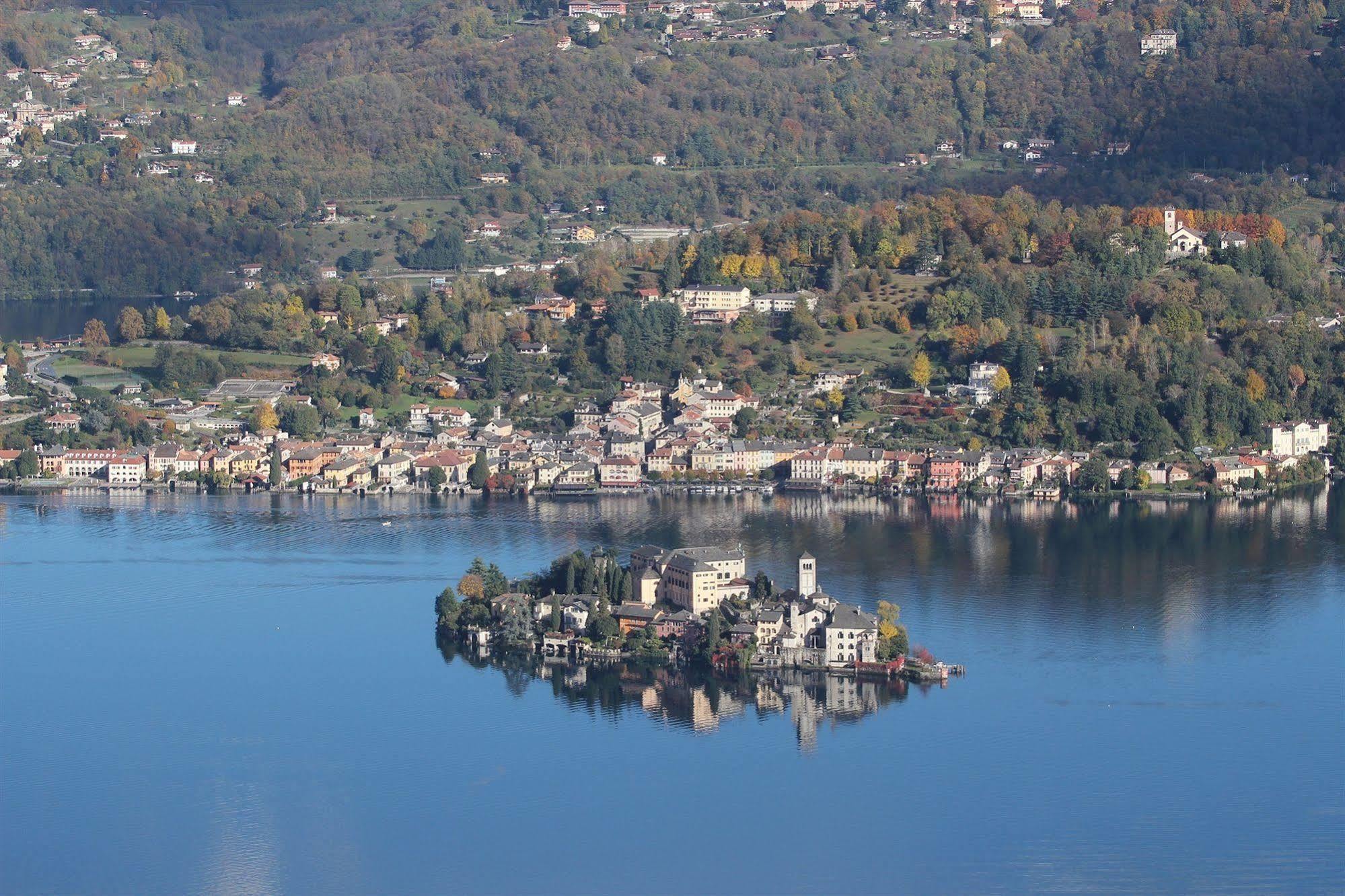 Villa Agriturismo Il Cucchiaio Di Legno à Orta San Giulio Extérieur photo